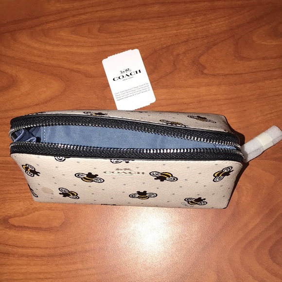 LAST ONE - Queen Bee Authentic Coach Case - Picture 3 of 6
